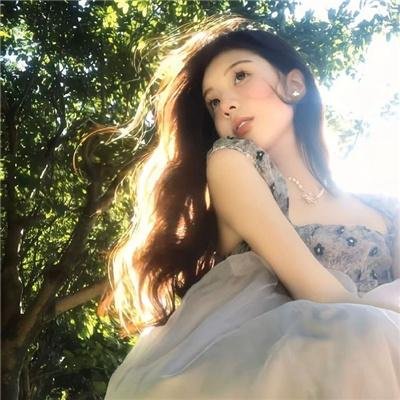 艾蜜莉·布莱尔的秘密